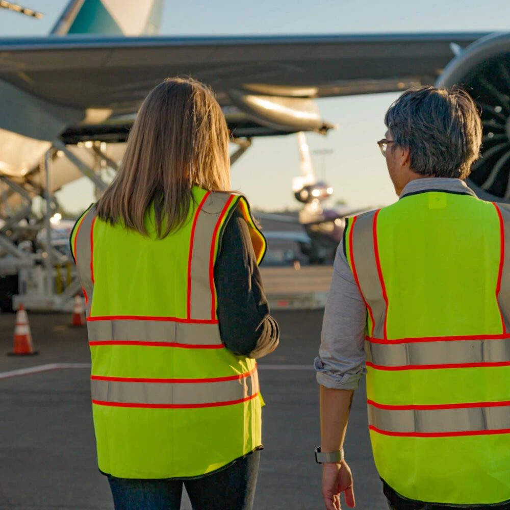 air-freight-plane-tarmac-rCosmetics Saudi by air and by sea door to door service by kapoklog logistics air-freight-plane-tarmac-rCosmetics Saudi by air and by sea door to door service by kapoklog logistics
